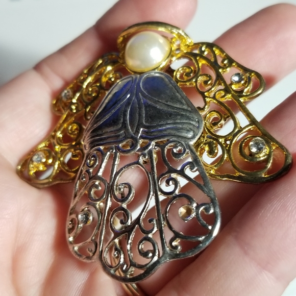 Filigree angel brooch gold tone silver tone guardian pin - Picture 7 of 10